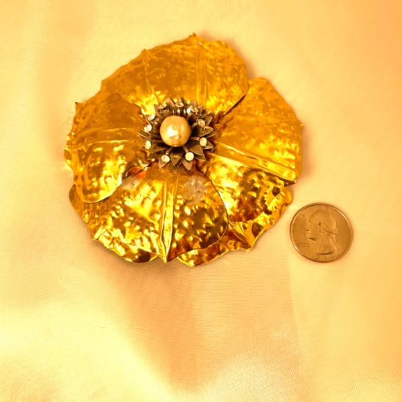 Geoffrey Beene Handmade runway pin & ec set w/ faux pearl rhinestone FINAL PRICE - Picture 7 of 7